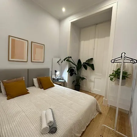 Quarto Compacto No Centro De Lisboa, Wc Partilhado Alloggio in famiglia